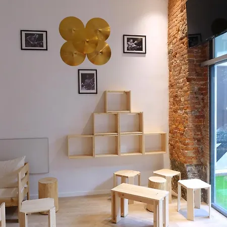 Guitar Hostel Bilbao